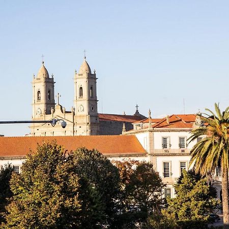 Stylish Studio W/ Ac & Balcony By Lovelystay Porto Exterior photo